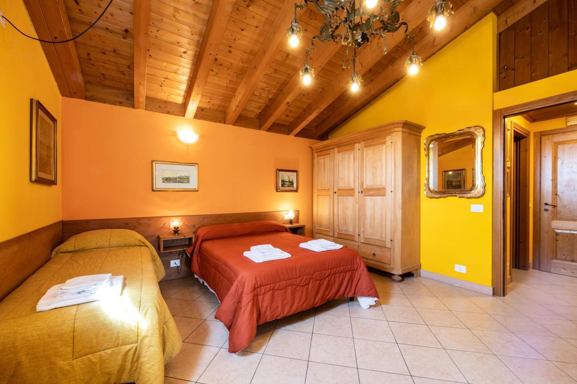 Agriturismo Il Porcellino Квінто-ді-Вальпантена Екстер'єр фото